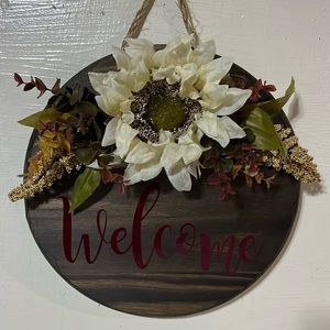 Fall welcome sign for the front door decoration, Has jute hanger